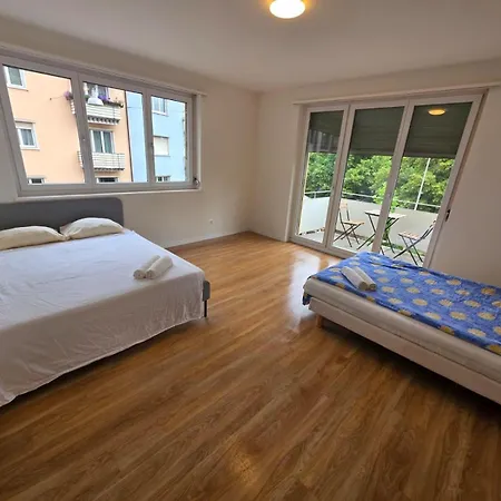 Large Flats, Center - Schb Appartement *