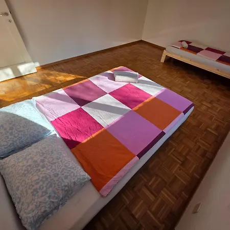 Large Flats, Center - Schb Appartement
