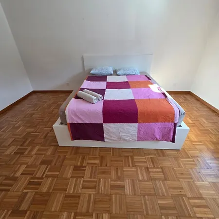 Large Flats, Center - Schb