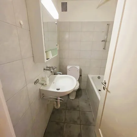 Large Flats, Center - Schb Appartement