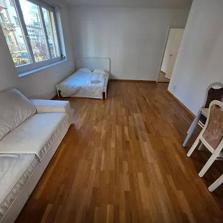Apartment Large Flats, Center - Schb