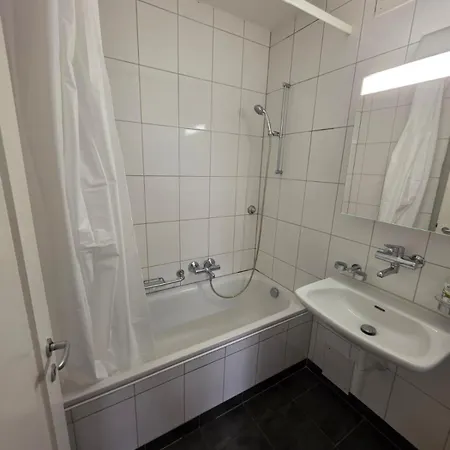 Large Flats, Center - Schb Appartement