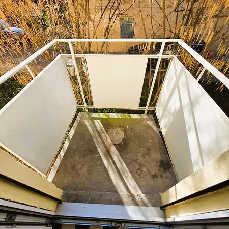 Large Flats, Center - Schb Apartment *