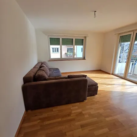 Large Flats, Center - Schb Apartment *